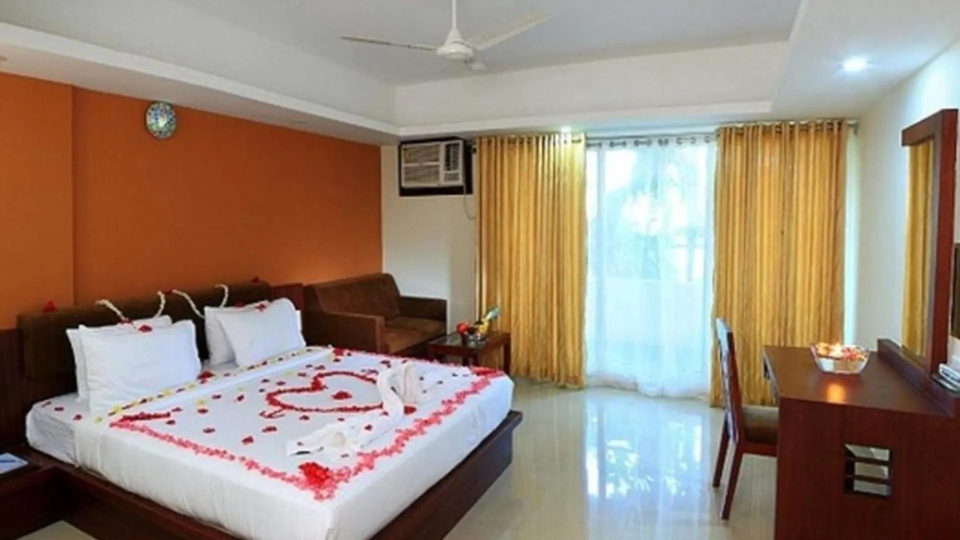 Hotel Haveli Backwater Resort Alappuzha