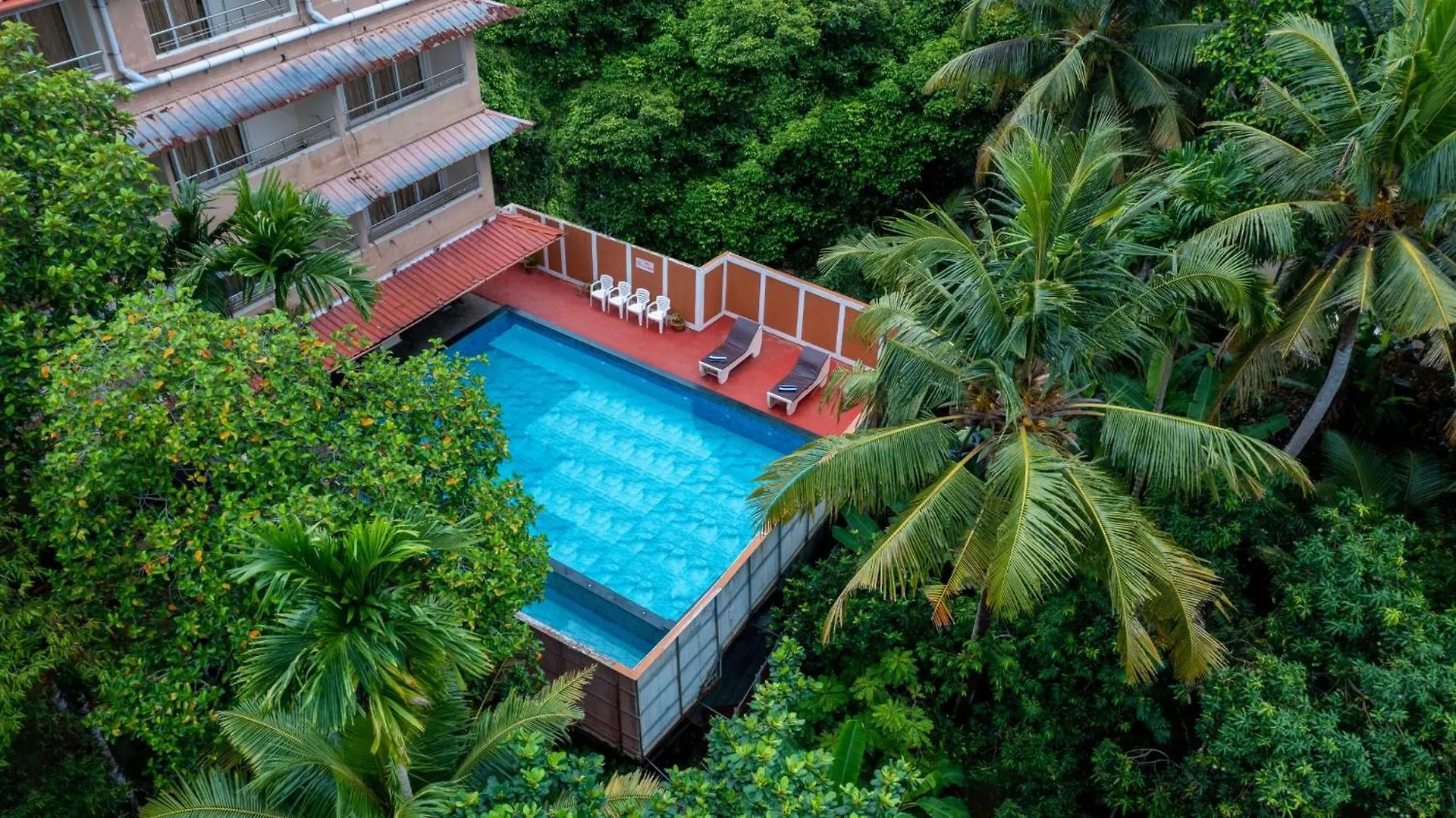Hotel Haveli Backwater Resort Alappuzha